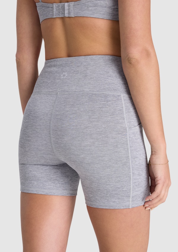 Elevate Pocket Mid Thigh Bike Shorts