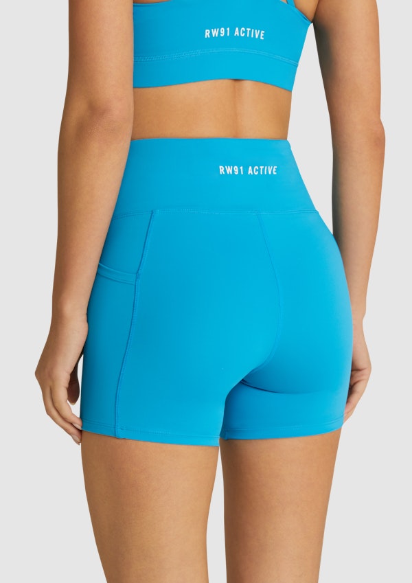 Elevate Mid Thigh Short