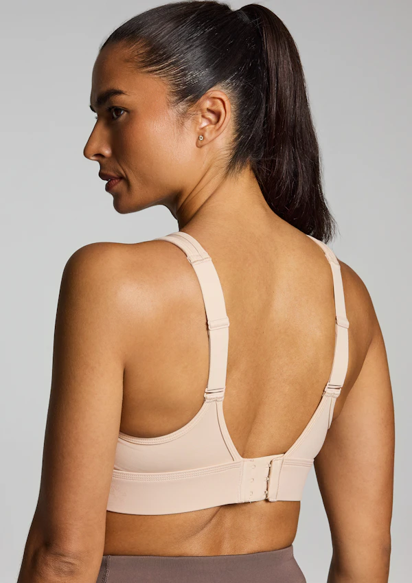 Evolve Moulded Adjustable High Support Sports Bra