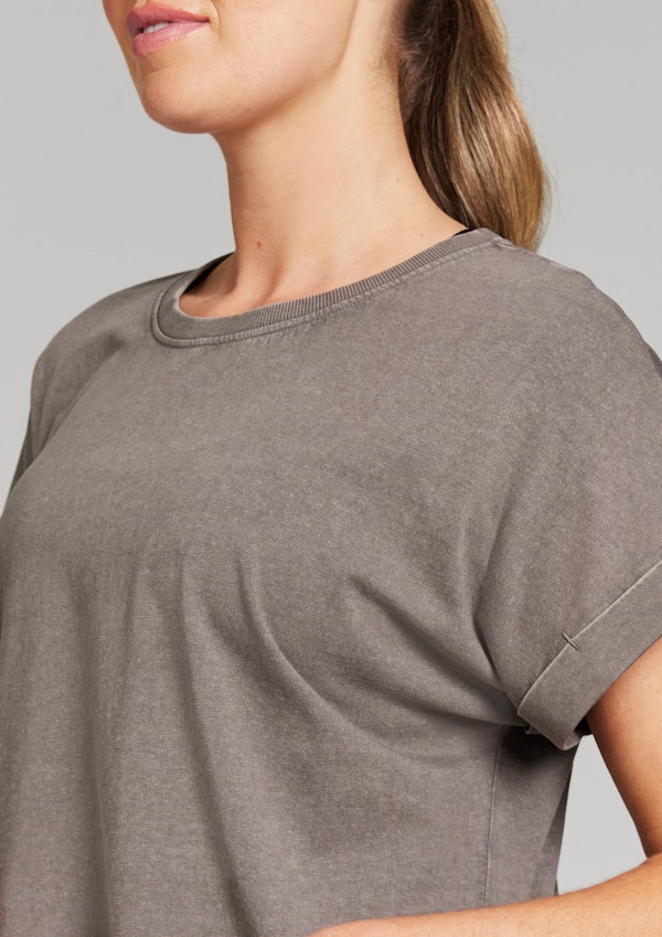 Extended Sleeve Tee