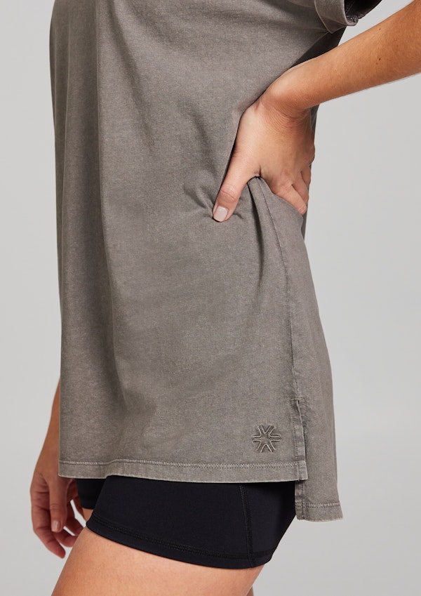 Extended Sleeve Tee