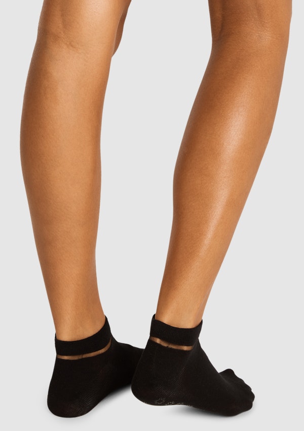 Ankle Cut Studio Grip Socks