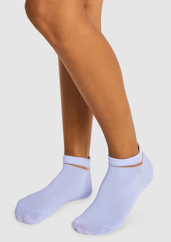Ankle Cut Studio Grip Socks