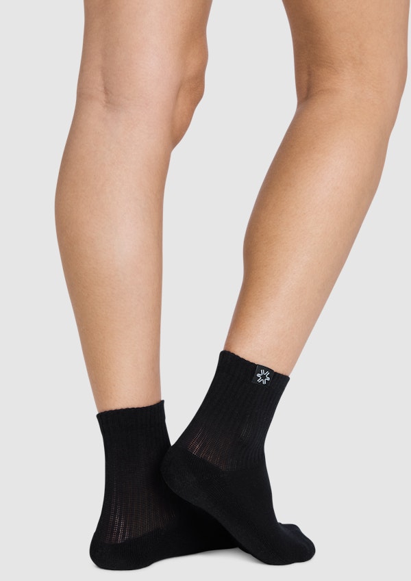 Quarter Crew Training Socks