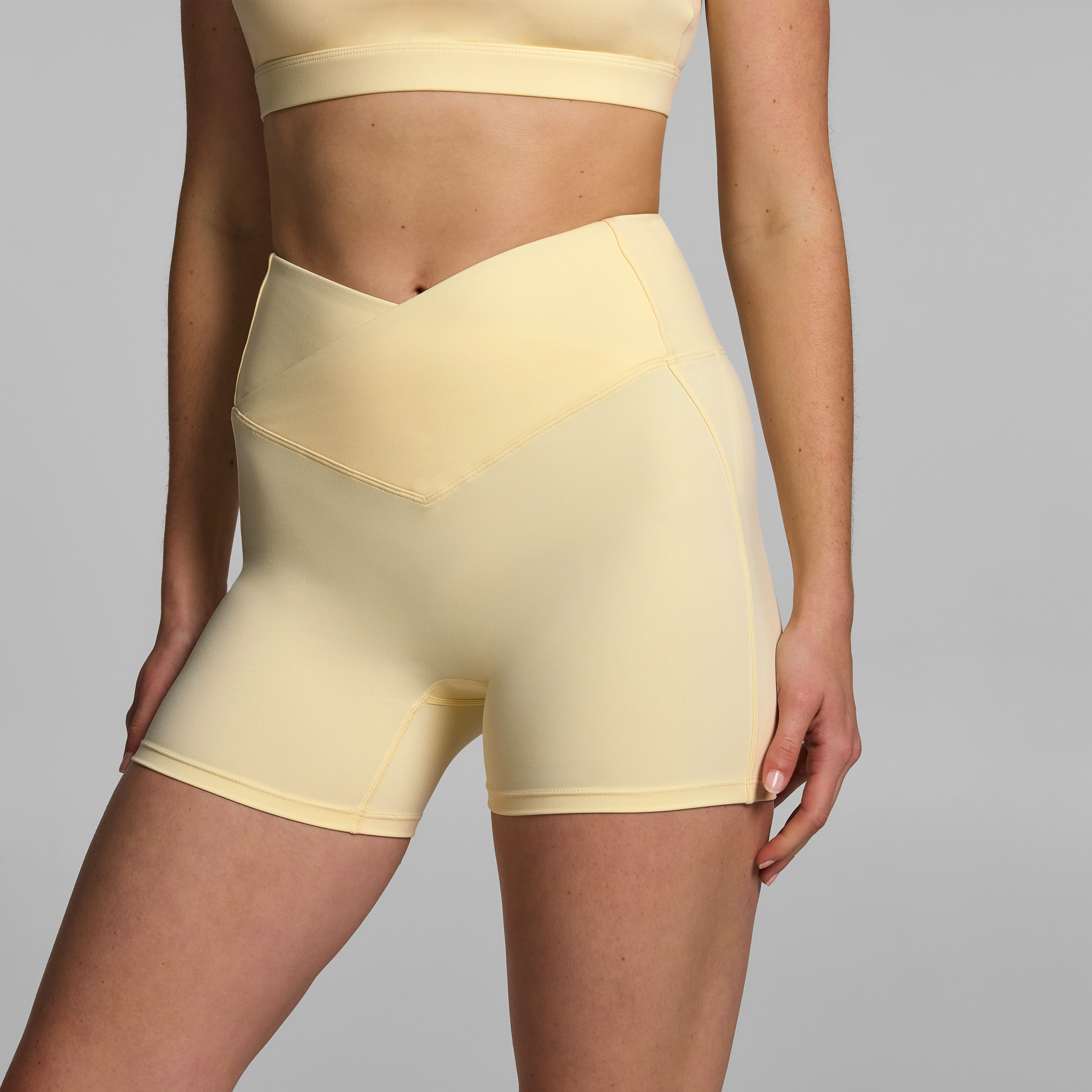 Cross Front Mid Thigh Bike Shorts