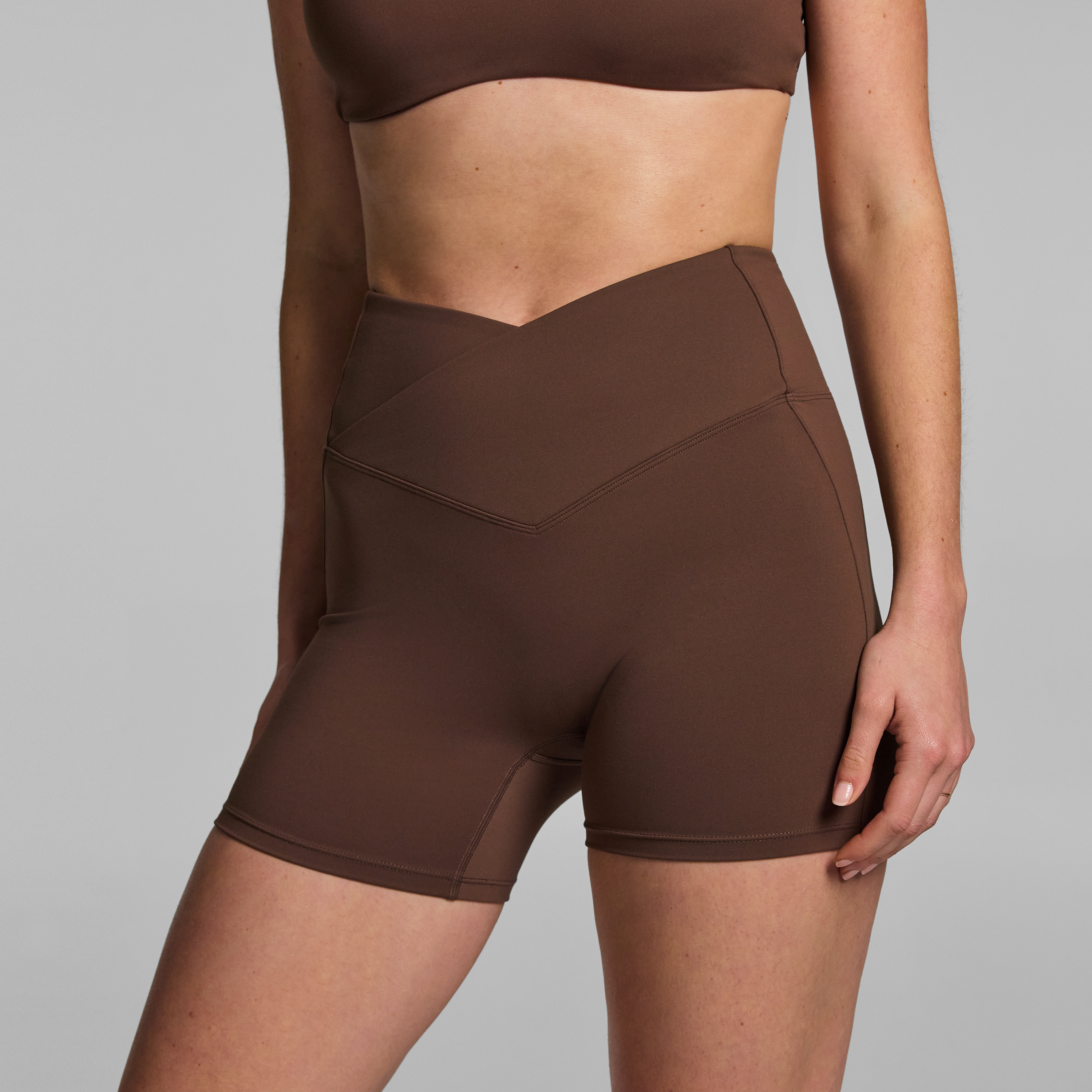 Cross Front Mid Thigh Bike Shorts