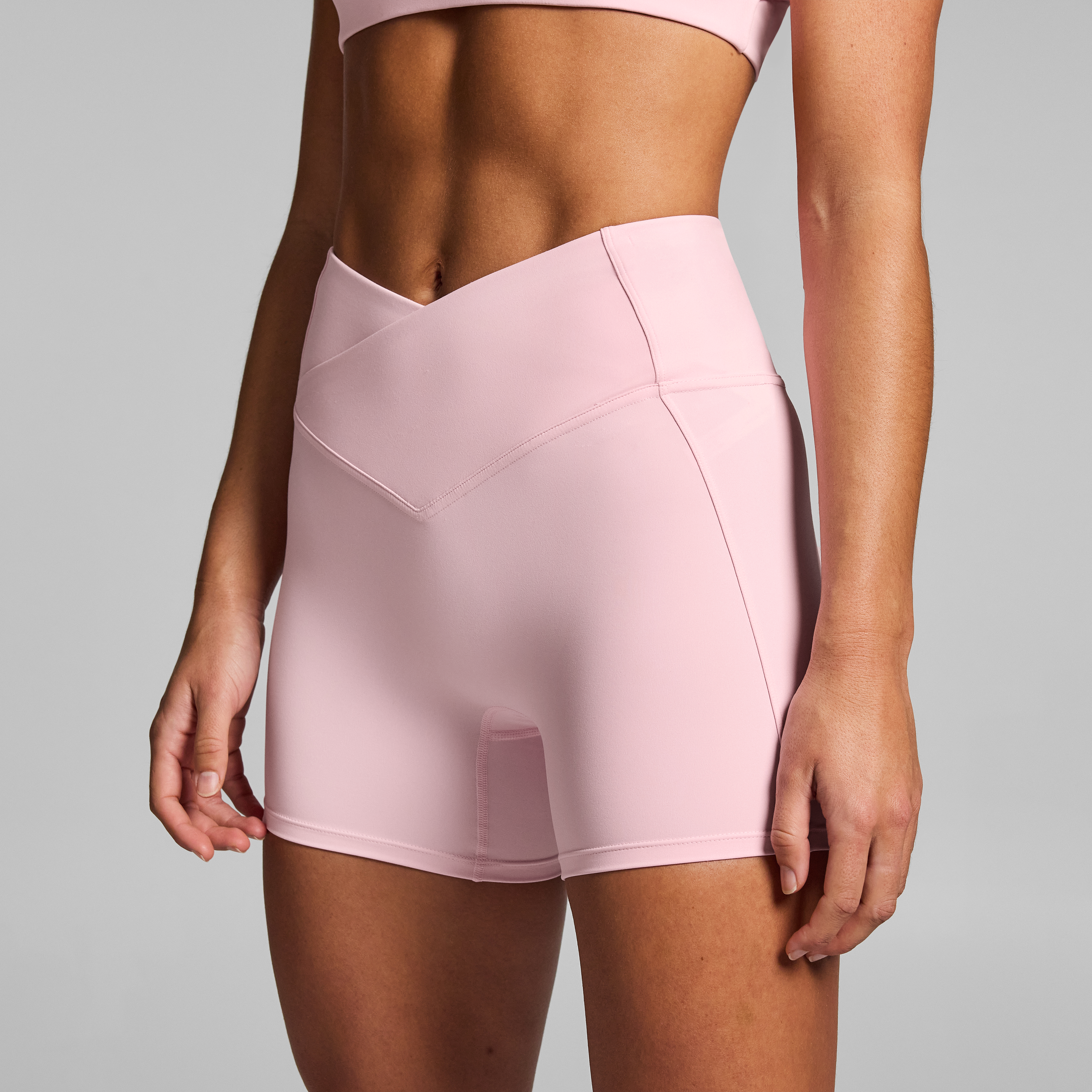Cross Front Mid Thigh Bike Shorts