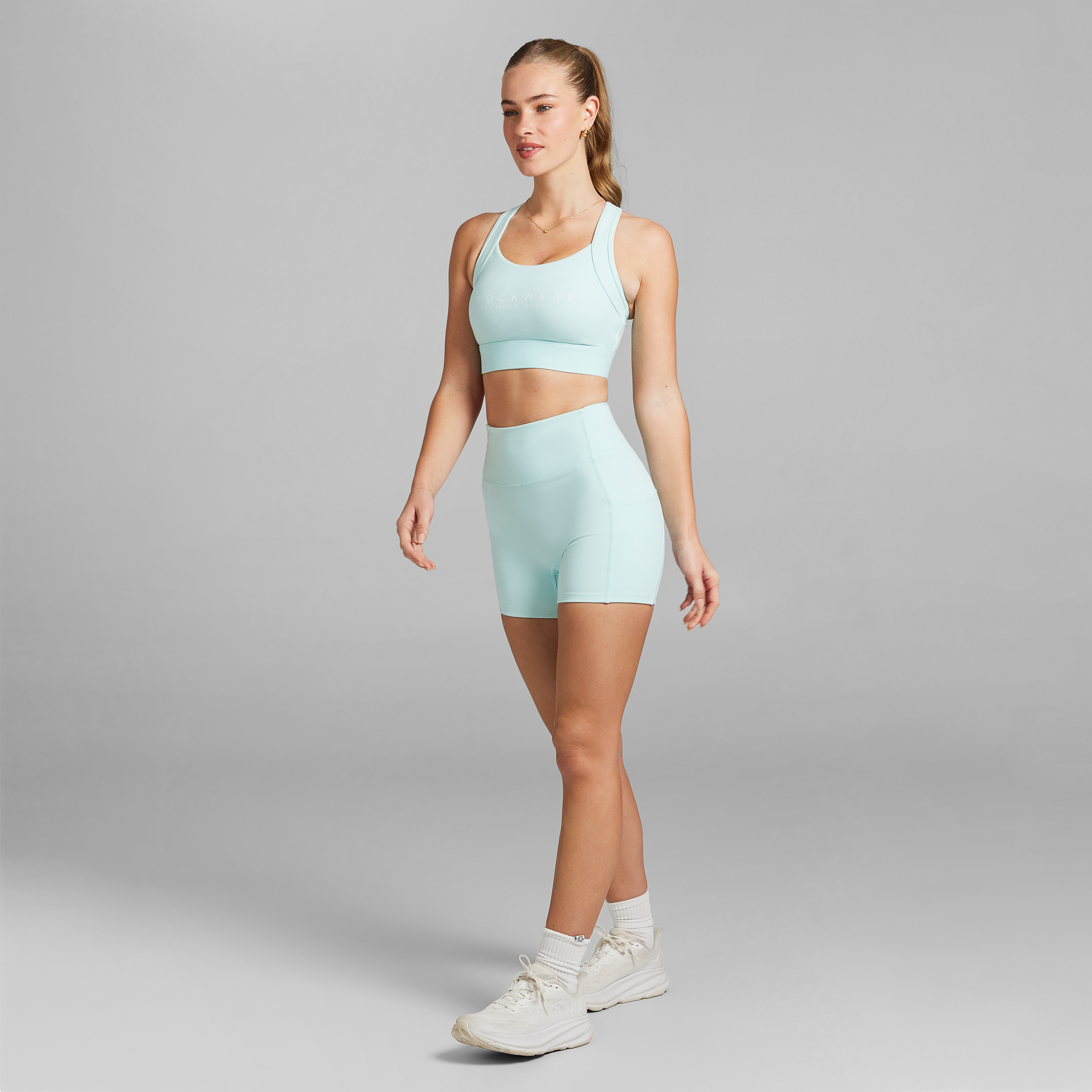 No Front Seam Pocket Mid Thigh Bike Shorts