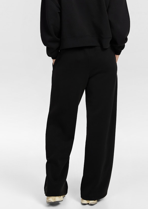 Travel Wide Leg Pants