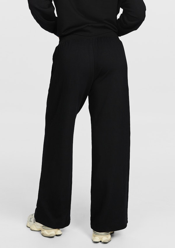 Plush Fleece Wide Leg Sweat Pants