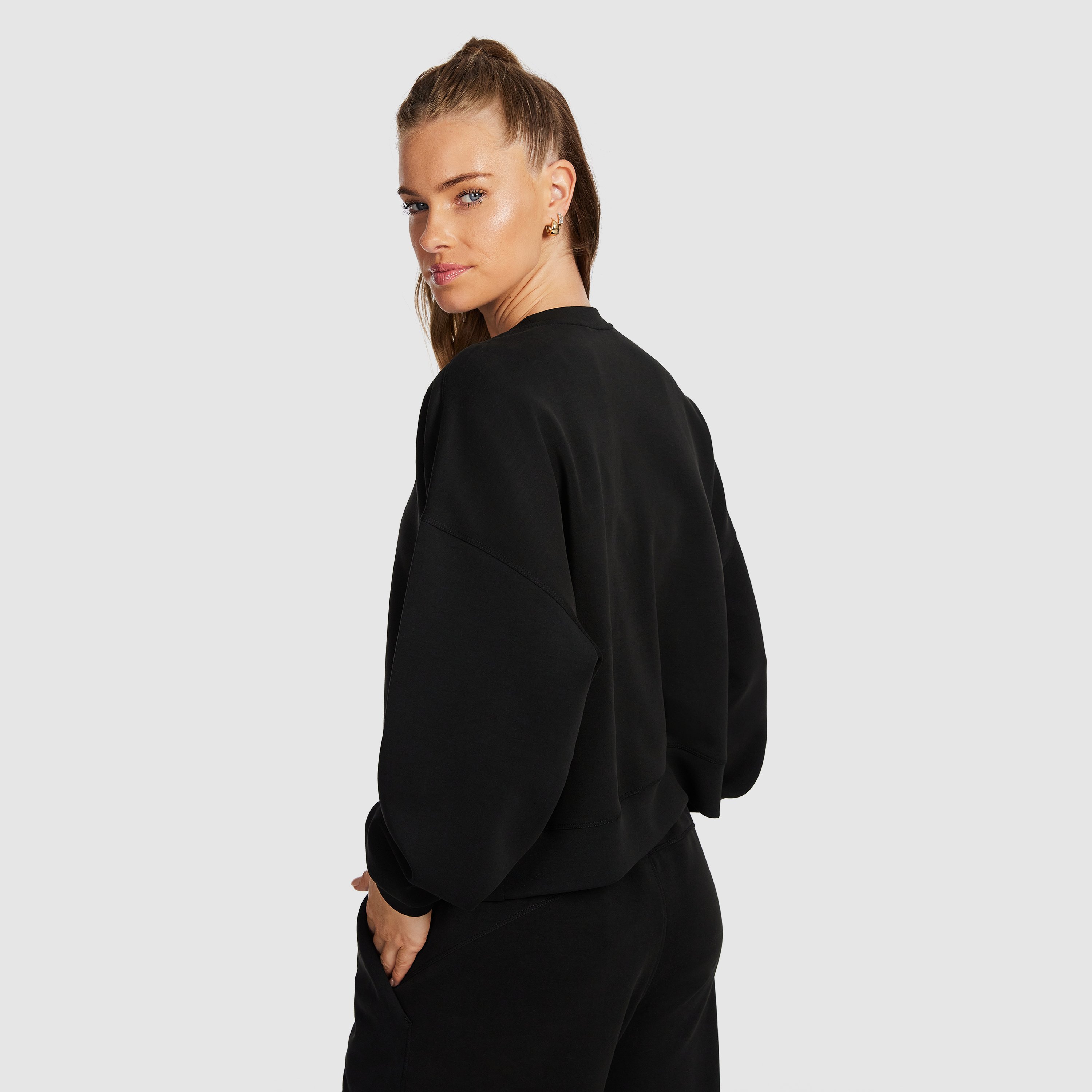 Travel Hip Length Crew