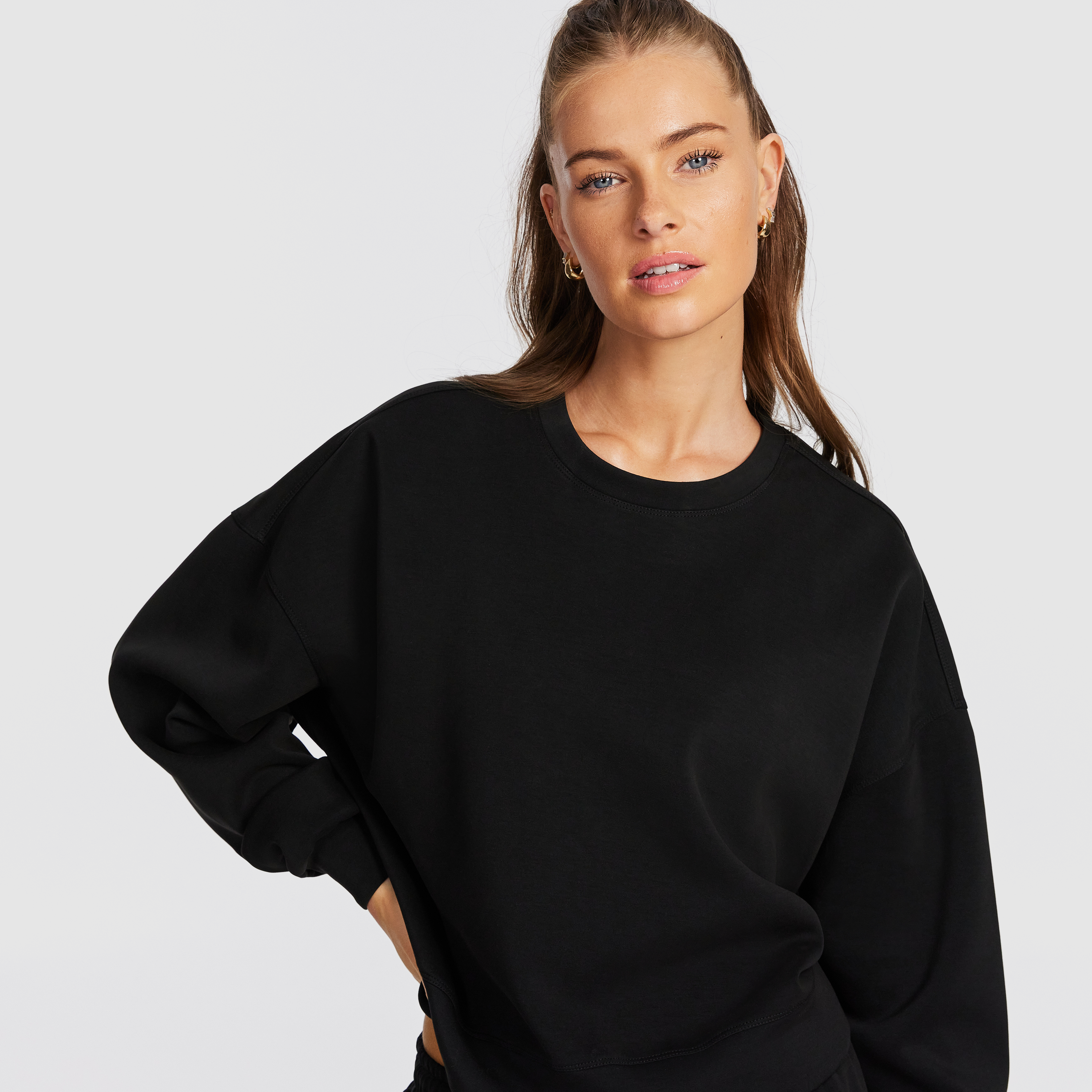 Travel Hip Length Crew