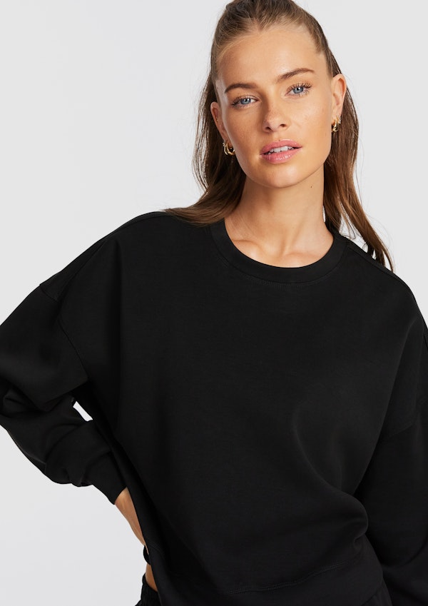 Travel Hip Length Crew