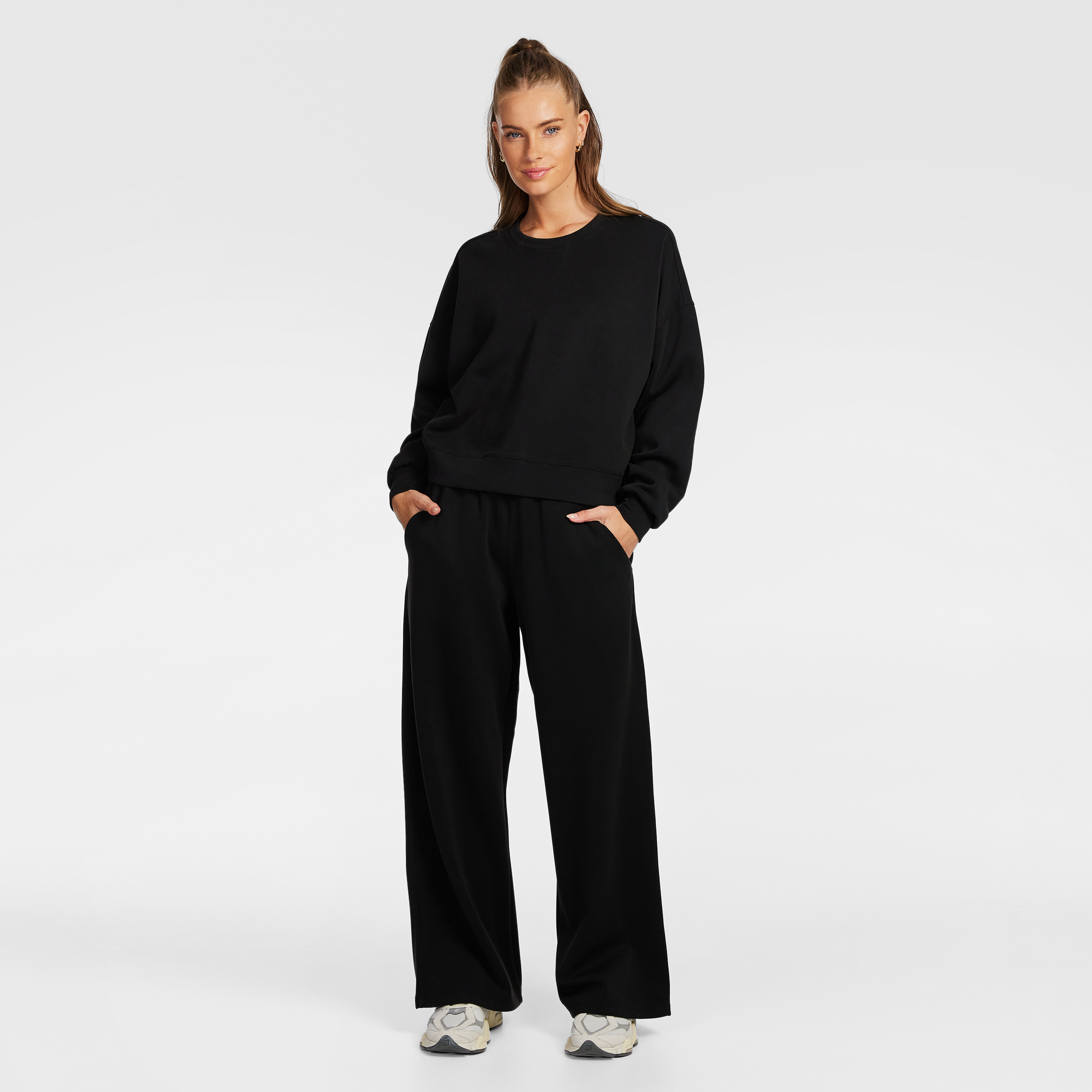 Travel Hip Length Crew