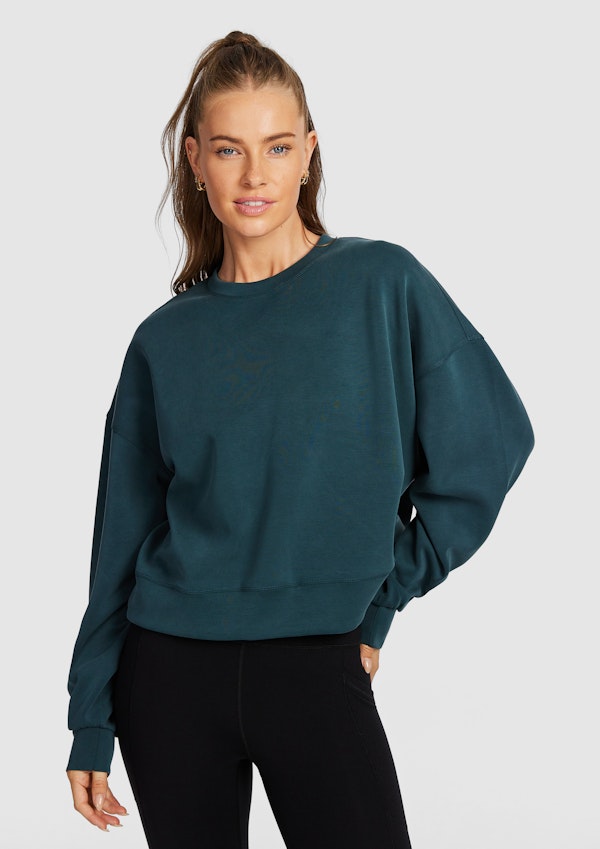 Travel Hip Length Crew