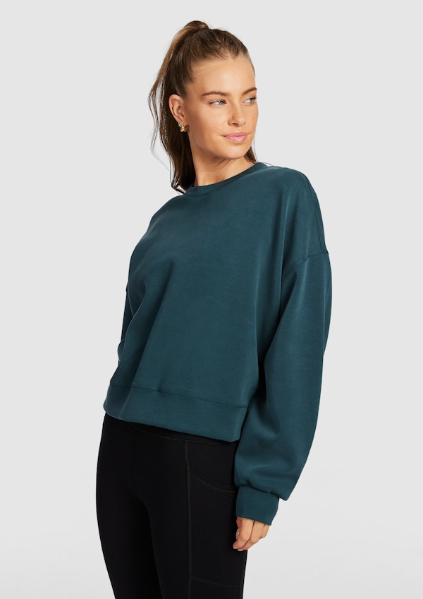 Travel Hip Length Crew