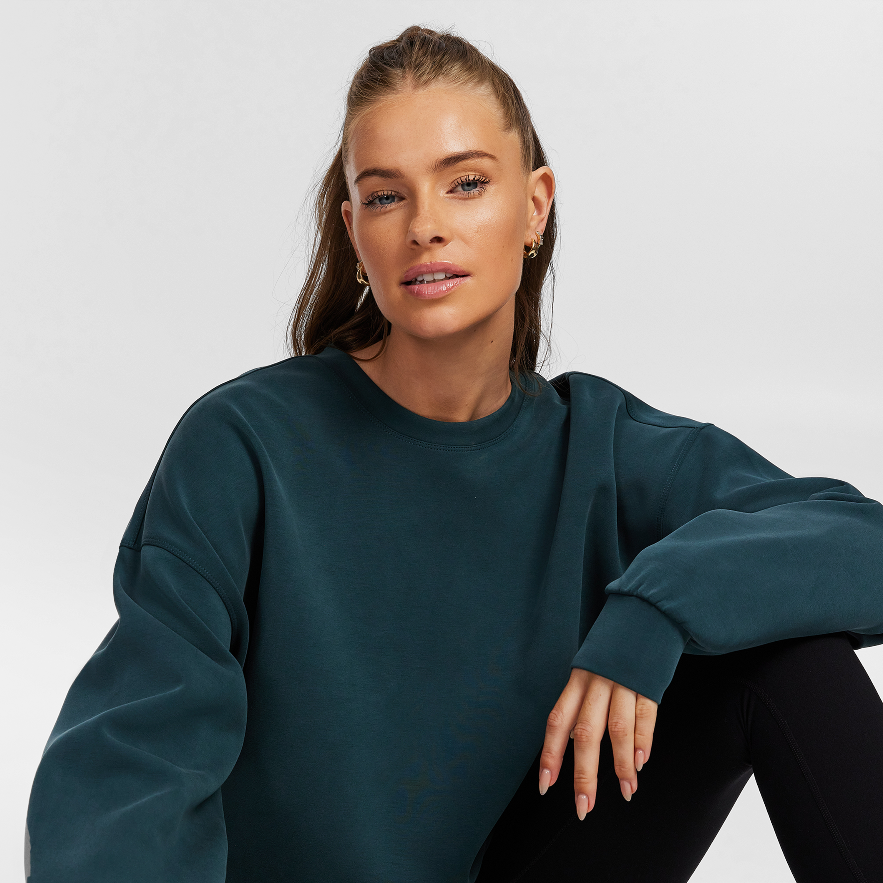 Travel Hip Length Crew