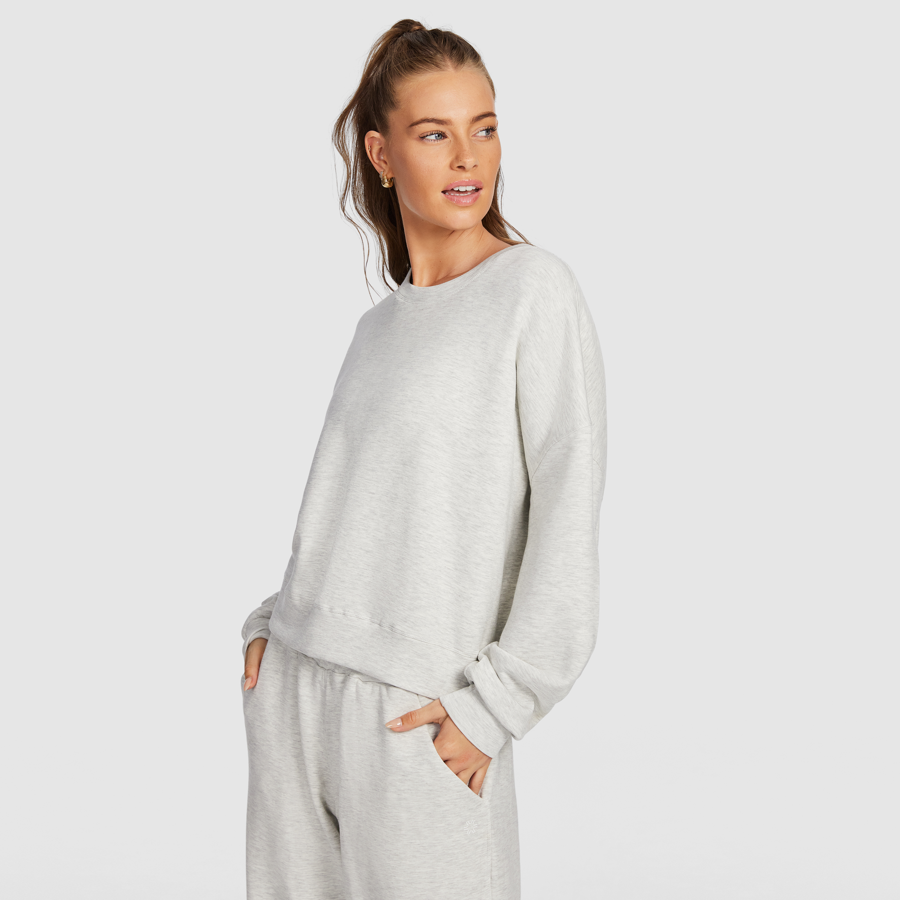 Travel Hip Length Crew