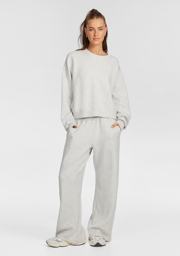 Travel Hip Length Crew