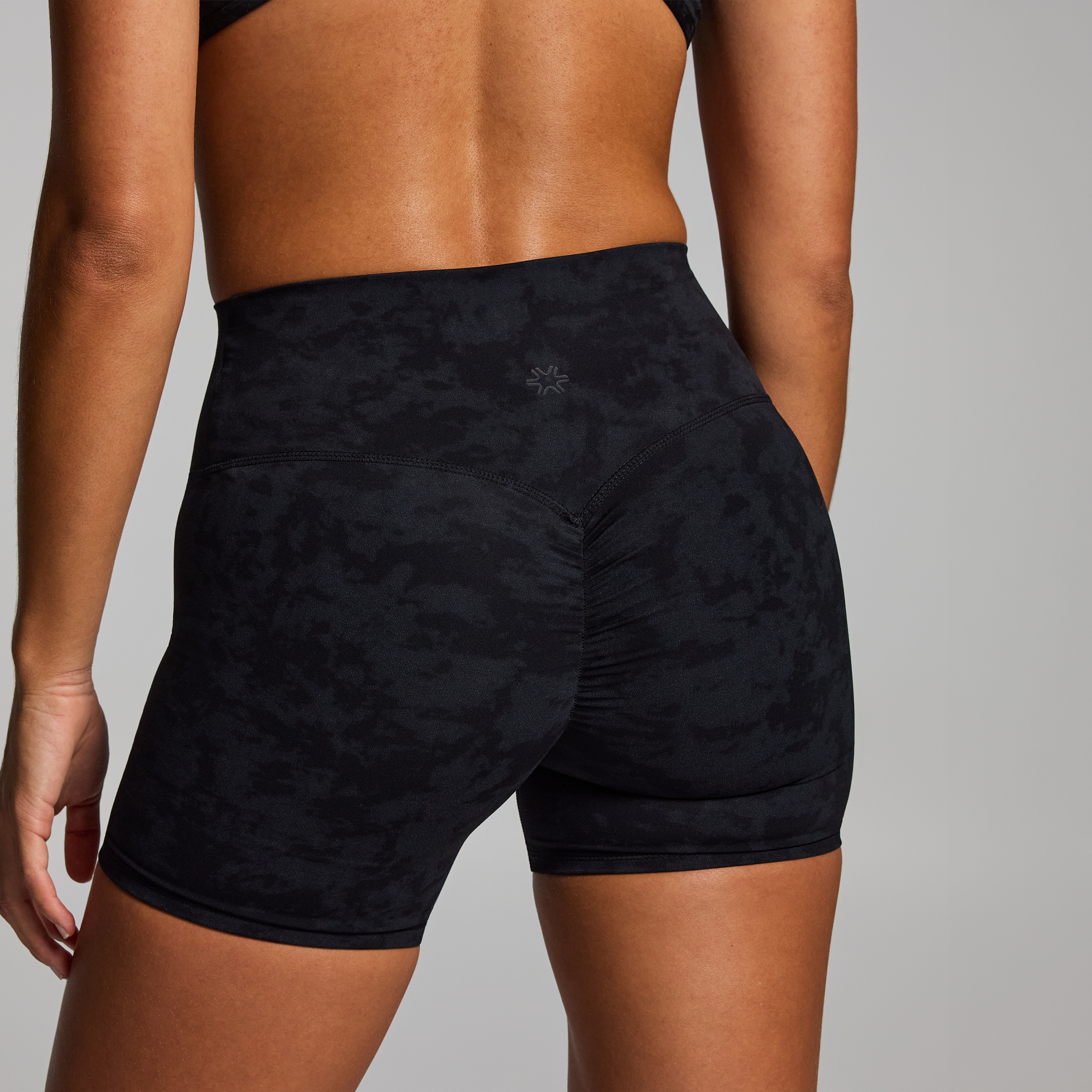 Sculpt Scrunch Bum Mid Thigh Bike Shorts
