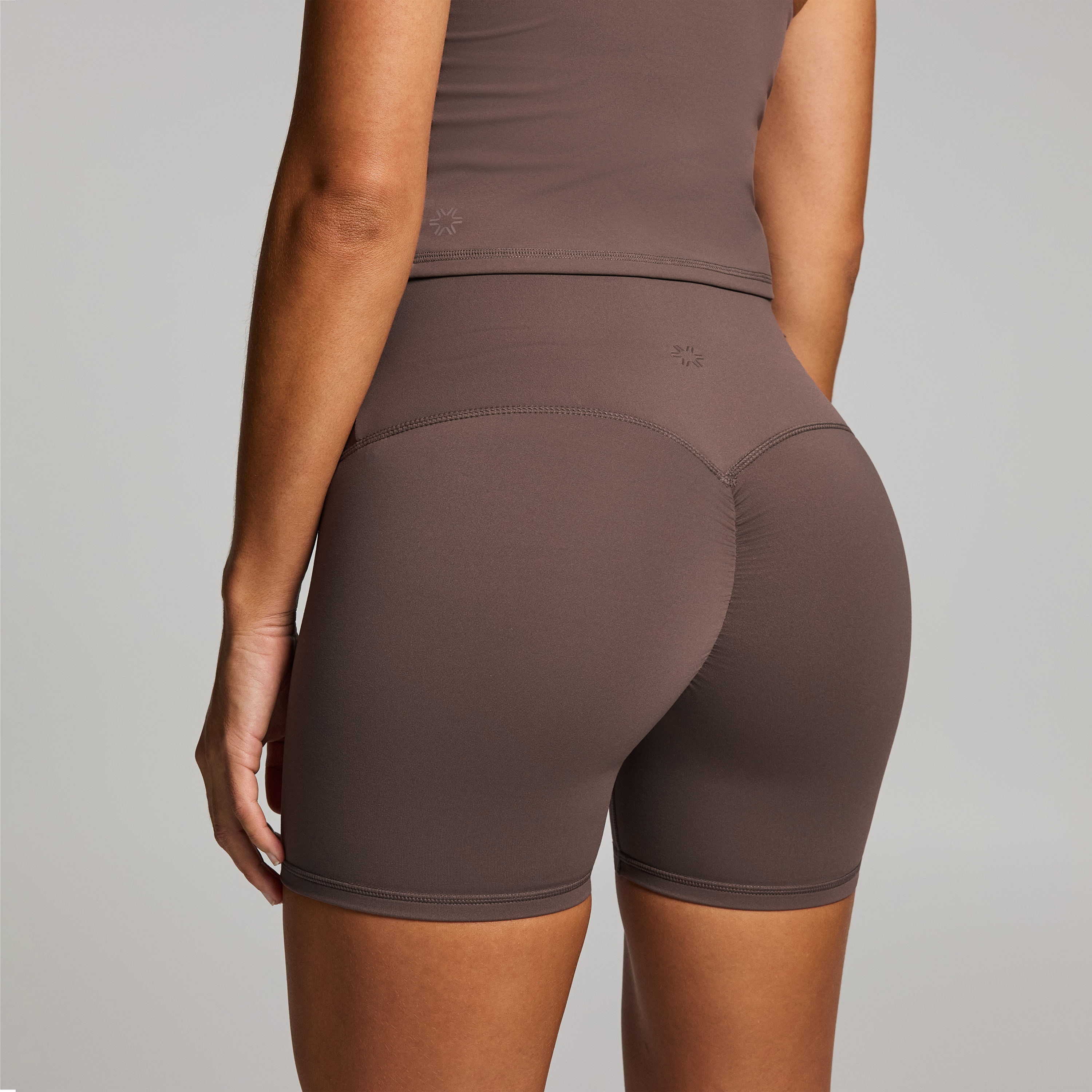 Sculpt Mid Thigh Tight