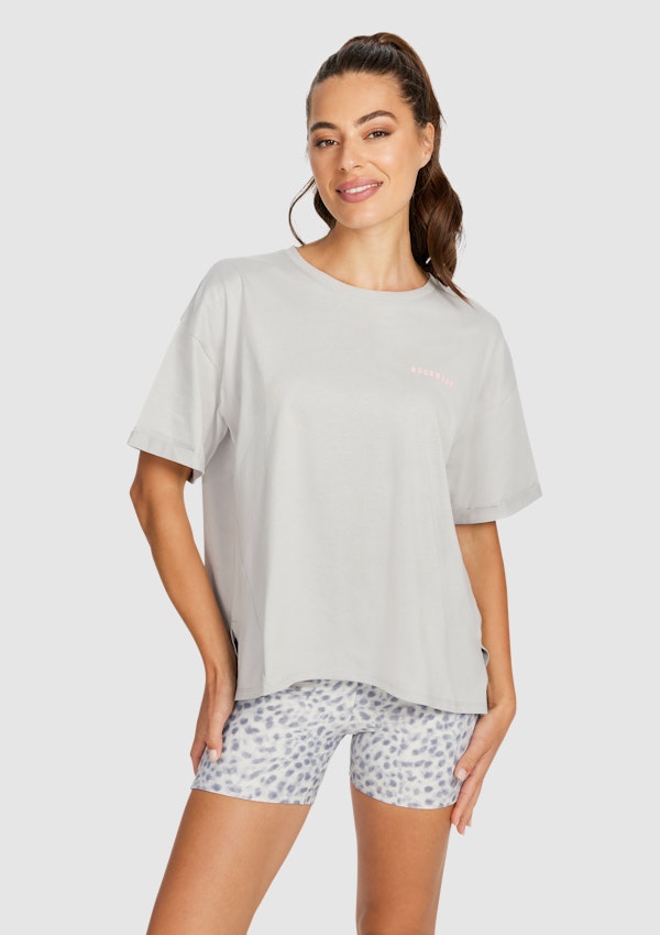 Split Hem Logo Boyfriend Tee