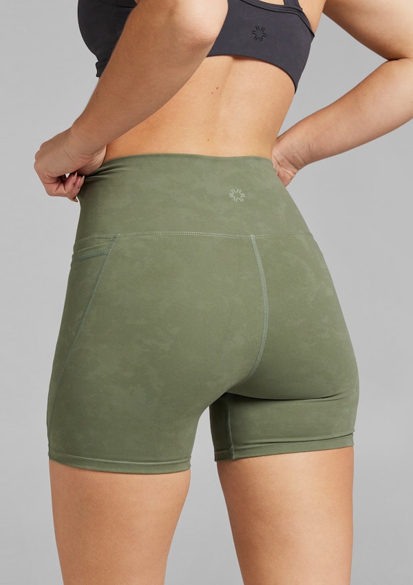No Front Seam Mid Thigh Bike Shorts
