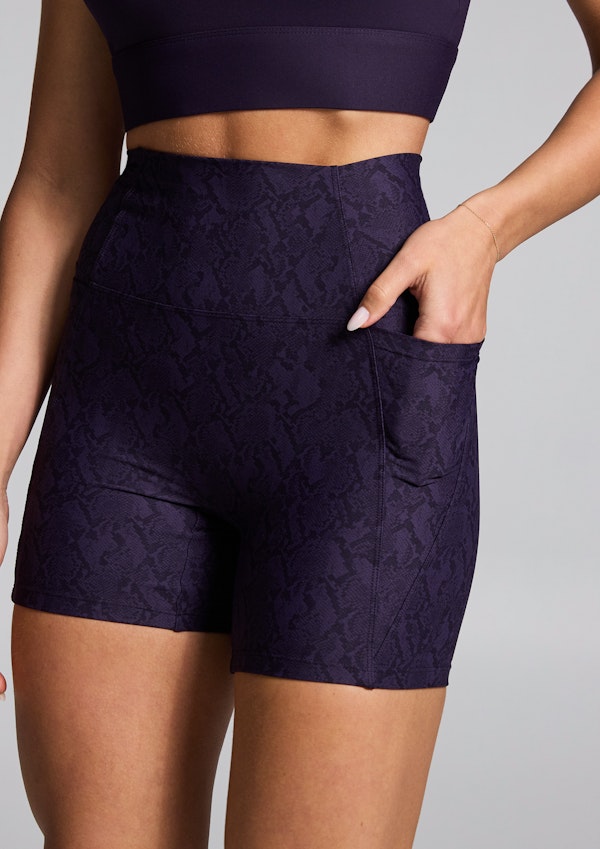 No Front Seam Mid Thigh Bike Shorts