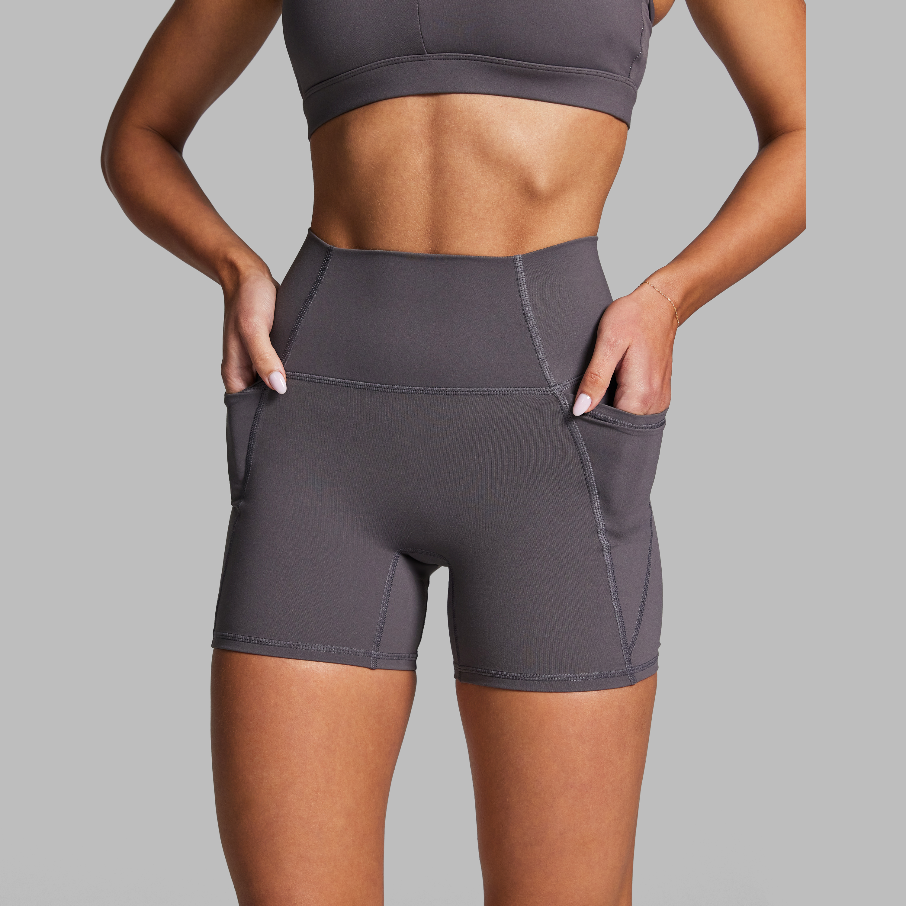 No Front Seam Mid Thigh Bike Shorts
