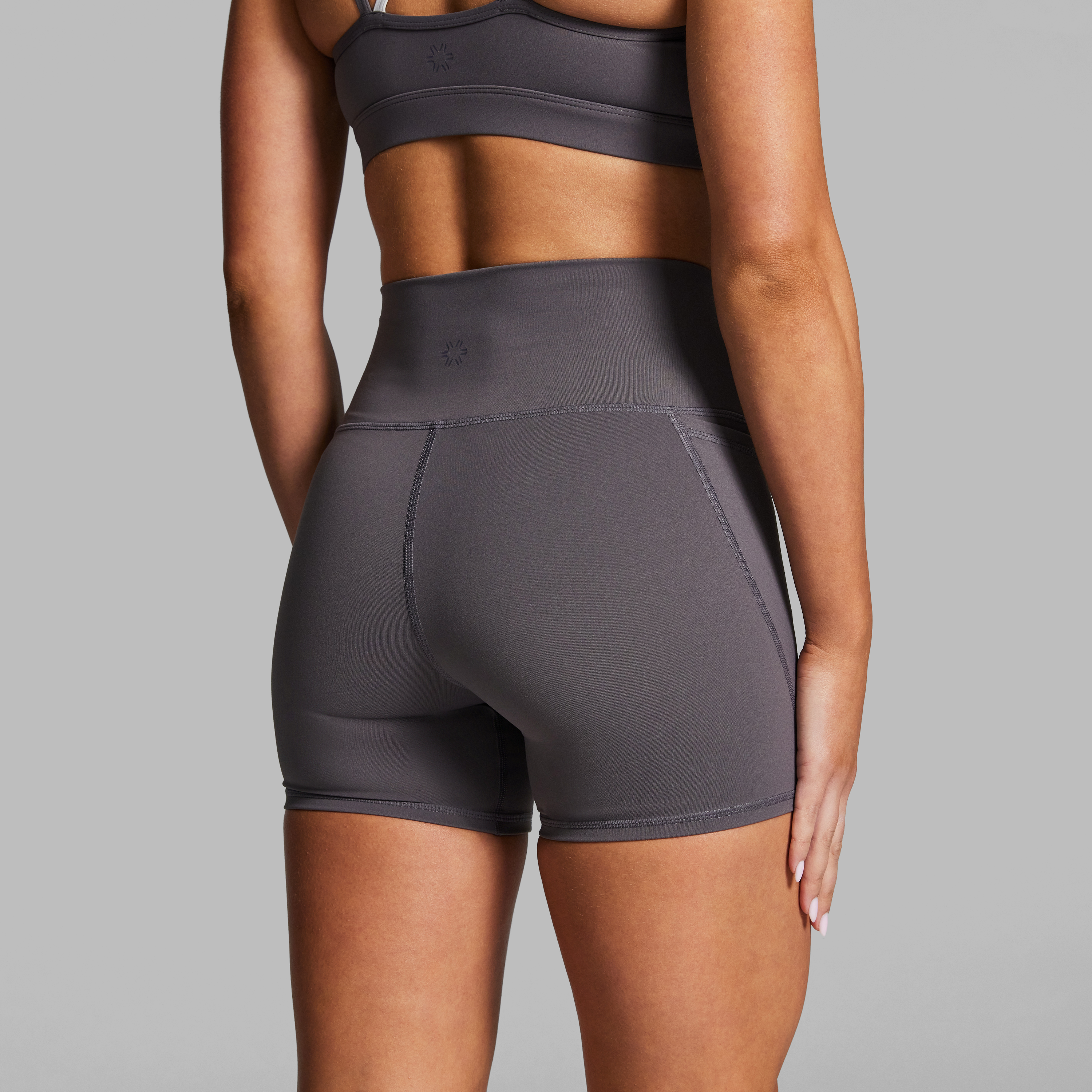 No Front Seam Mid Thigh Bike Shorts