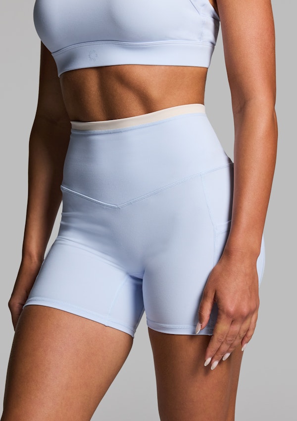 No Front Seam Blocked Mid Thigh Bike Shorts
