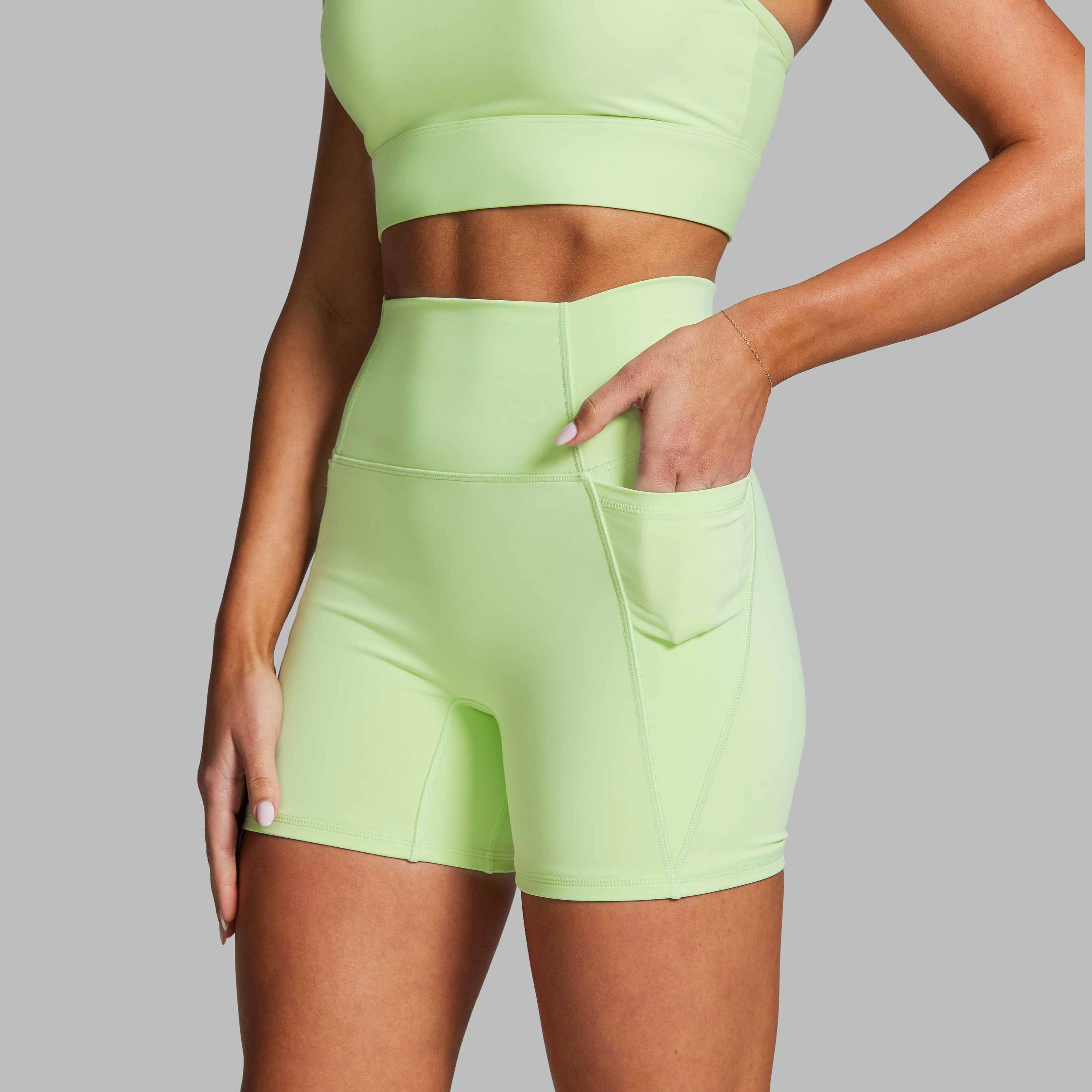 No Front Seam Mid Thigh Bike Shorts