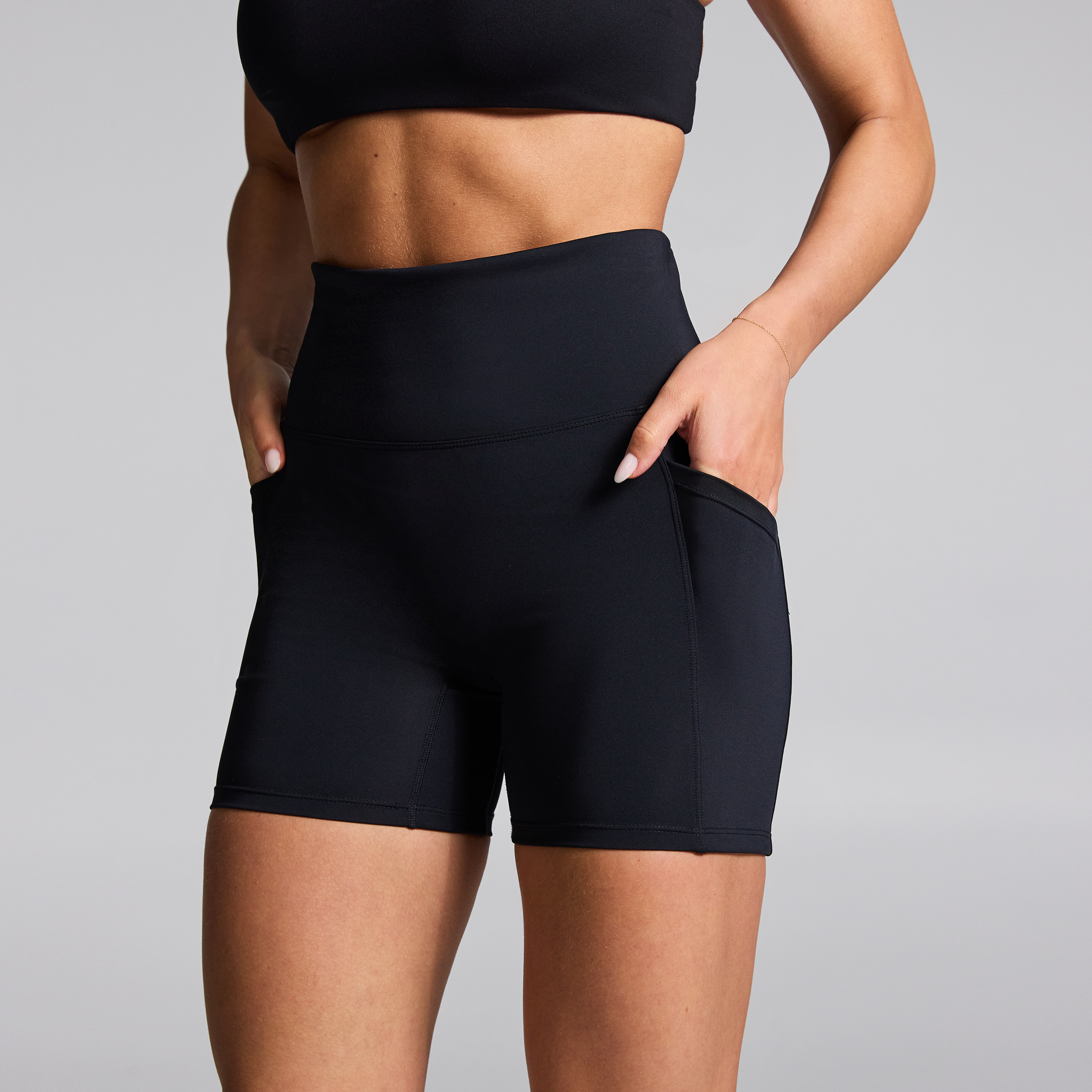No Front Seam Mid Thigh Bike Shorts