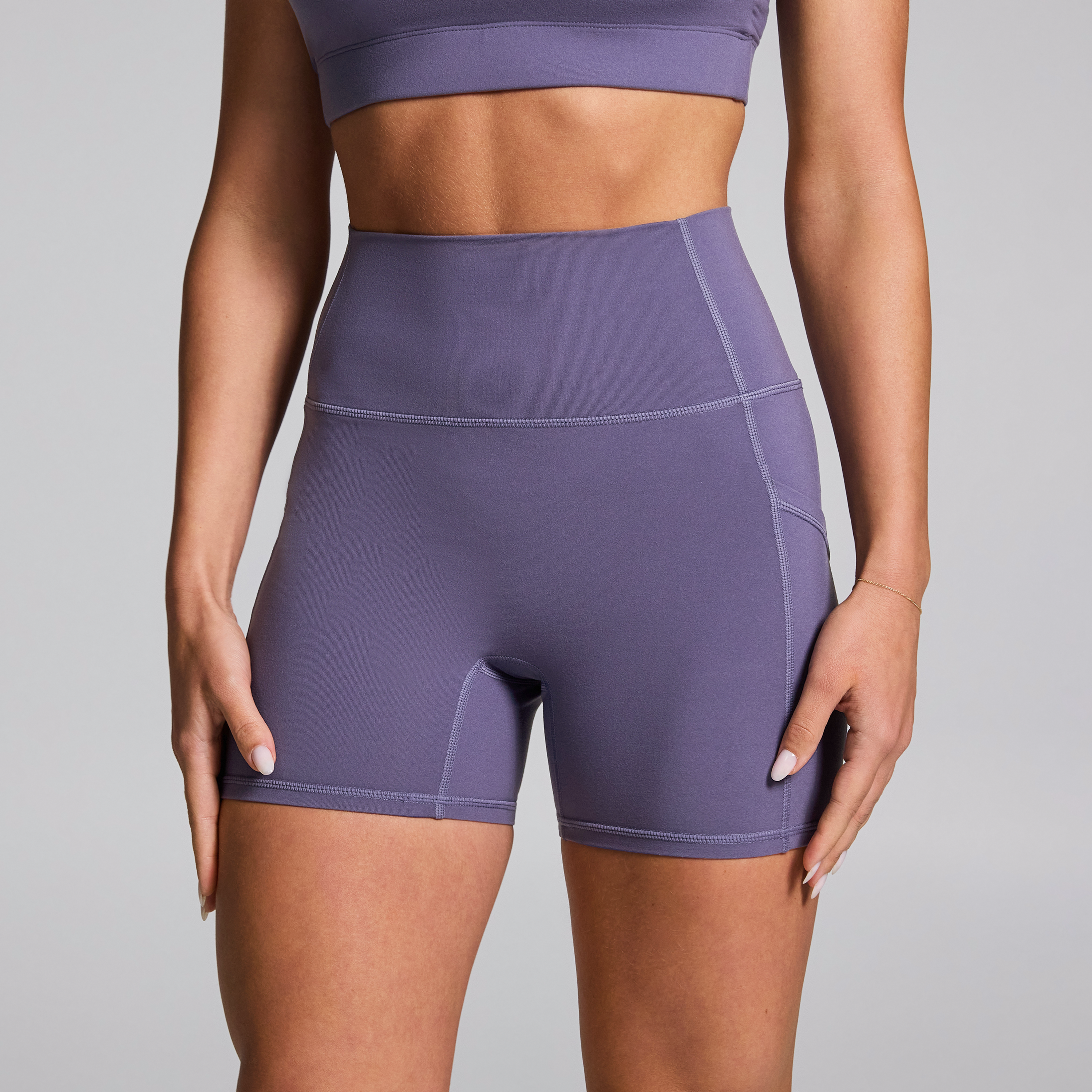 No Front Seam Mid Thigh Bike Shorts