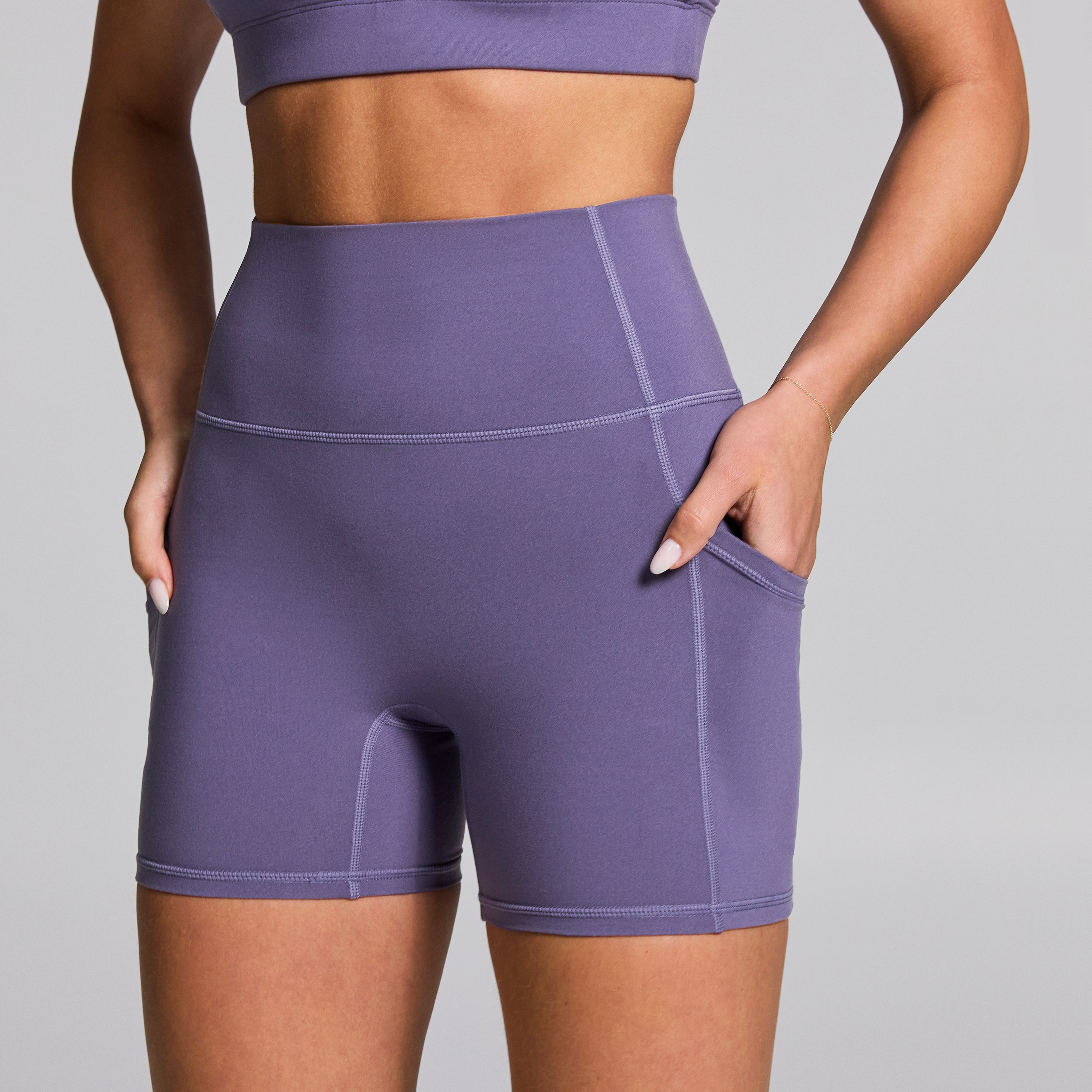 No Front Seam Mid Thigh Bike Shorts