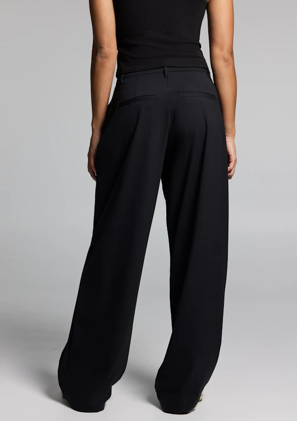 Active Stretch Wide Leg Pants