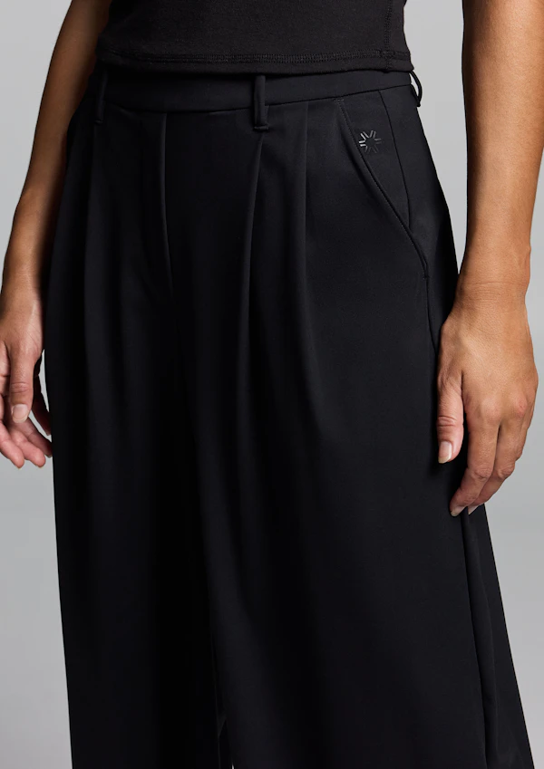 Active Stretch Wide Leg Pants