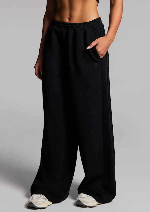 Travel Rib Wide Leg Pants