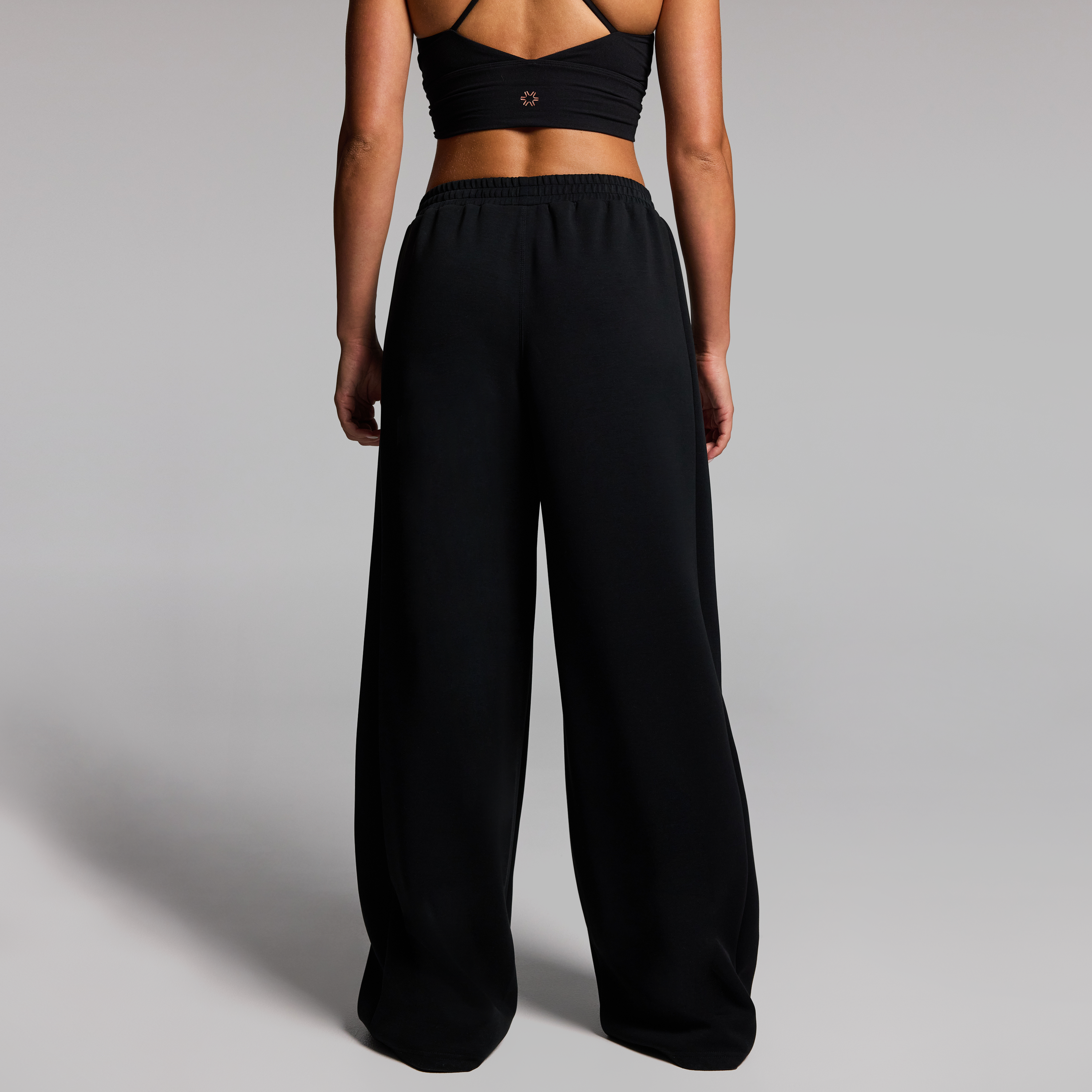 Travel Rib Wide Leg Pants