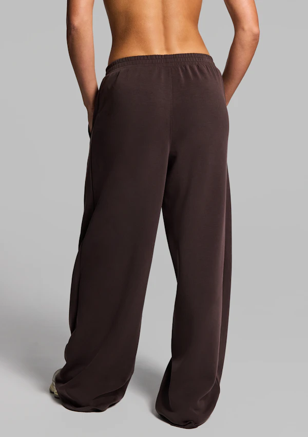 Travel Rib Wide Leg Pants
