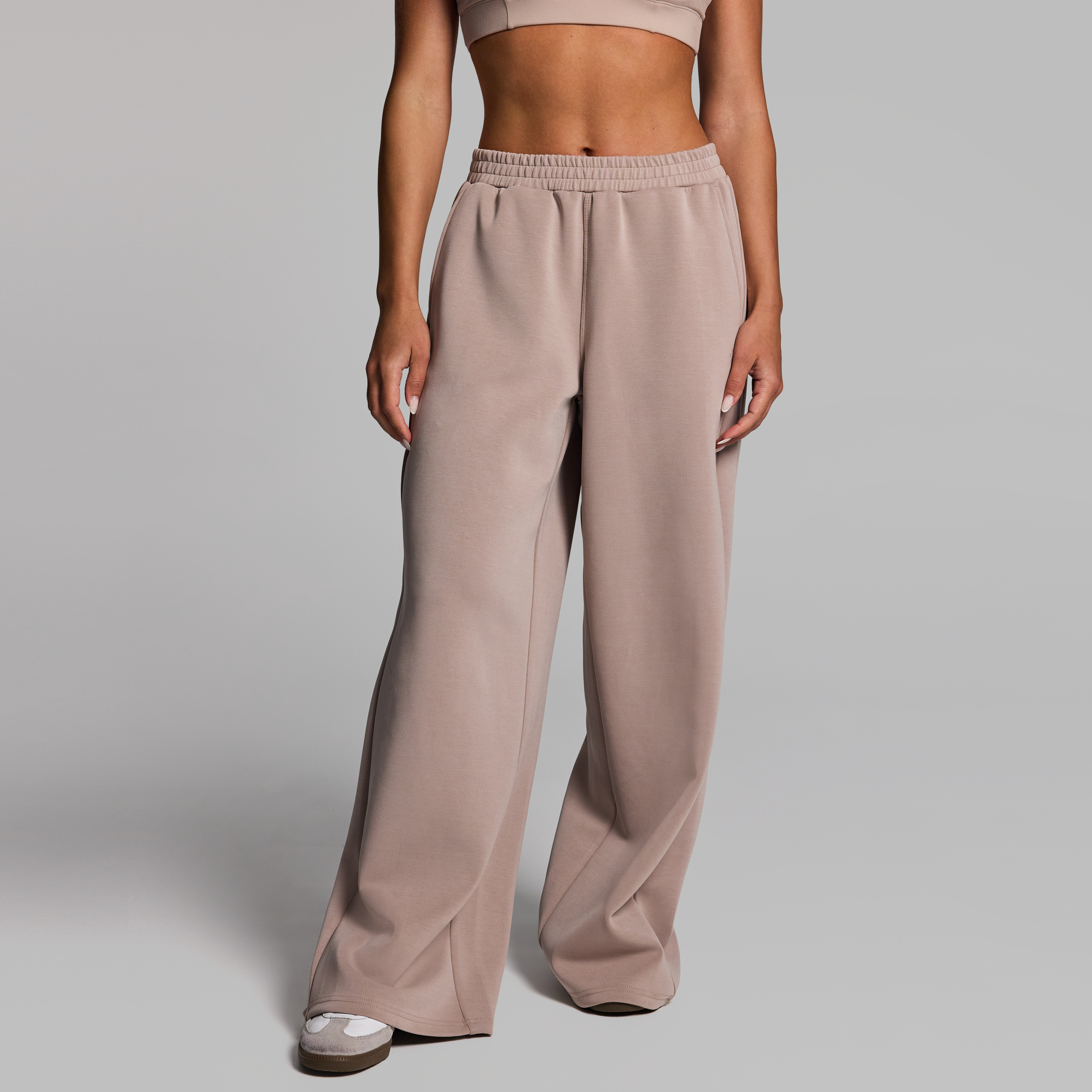 Travel Rib Wide Leg Pants