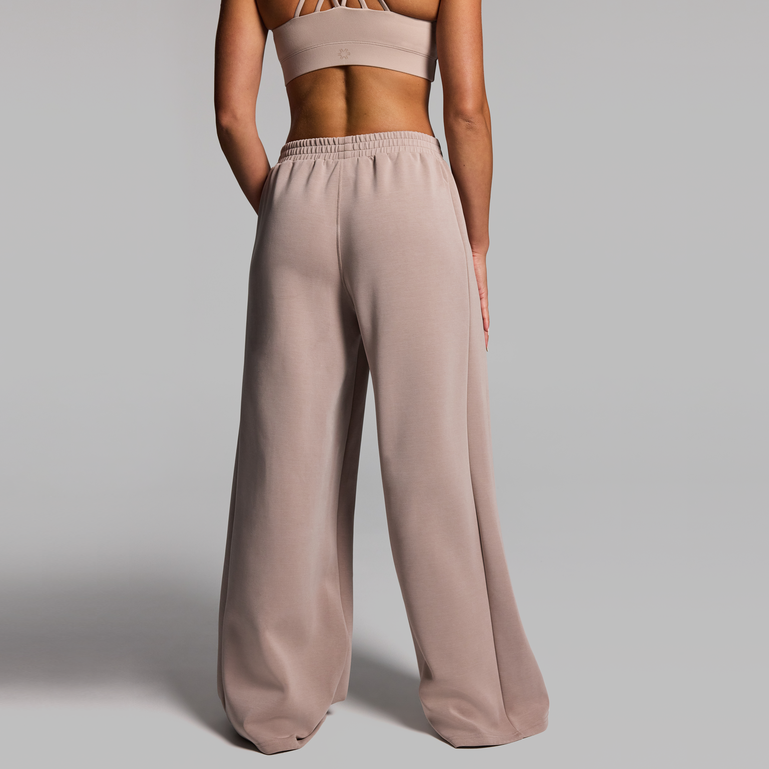 Travel Rib Wide Leg Pants