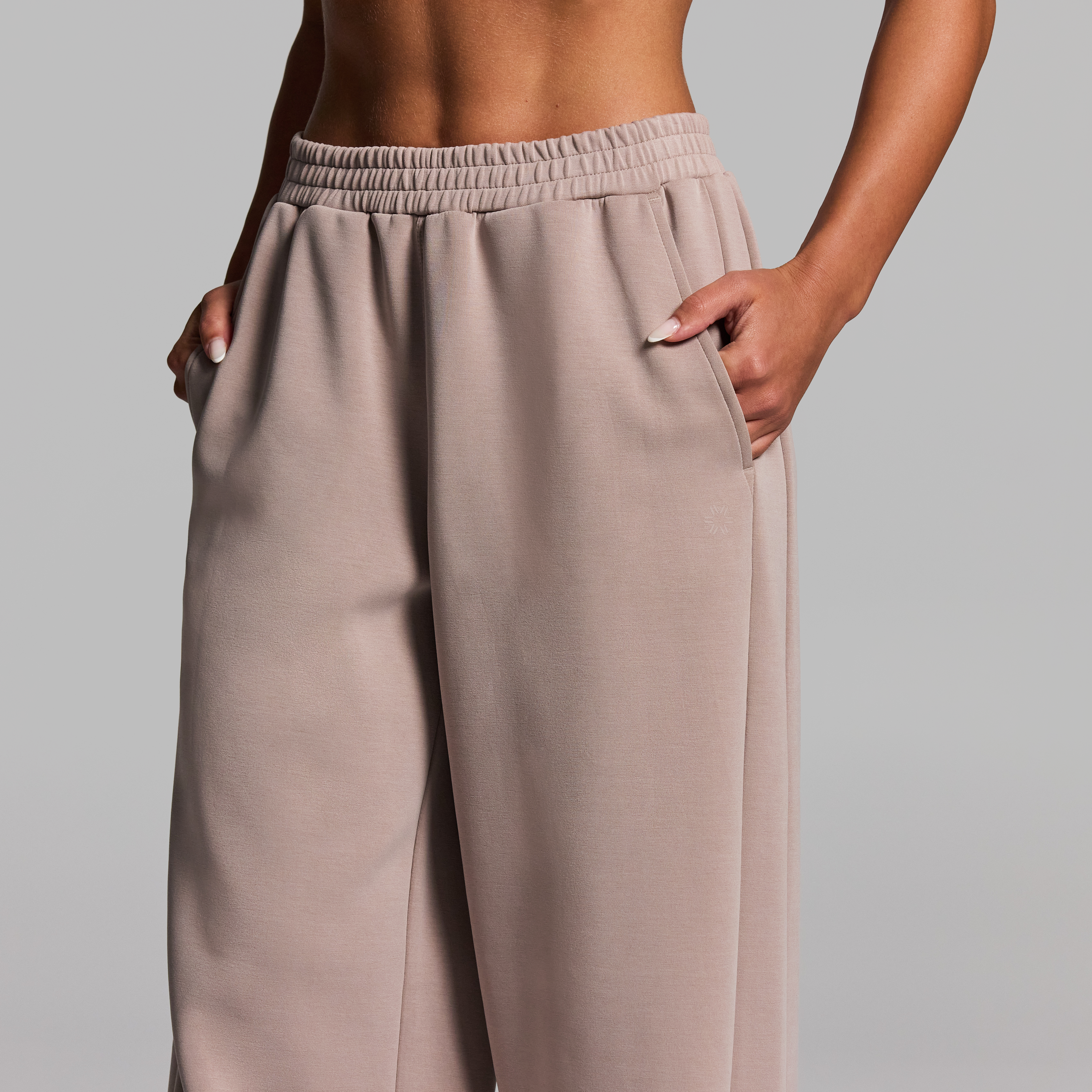 Travel Rib Wide Leg Pants