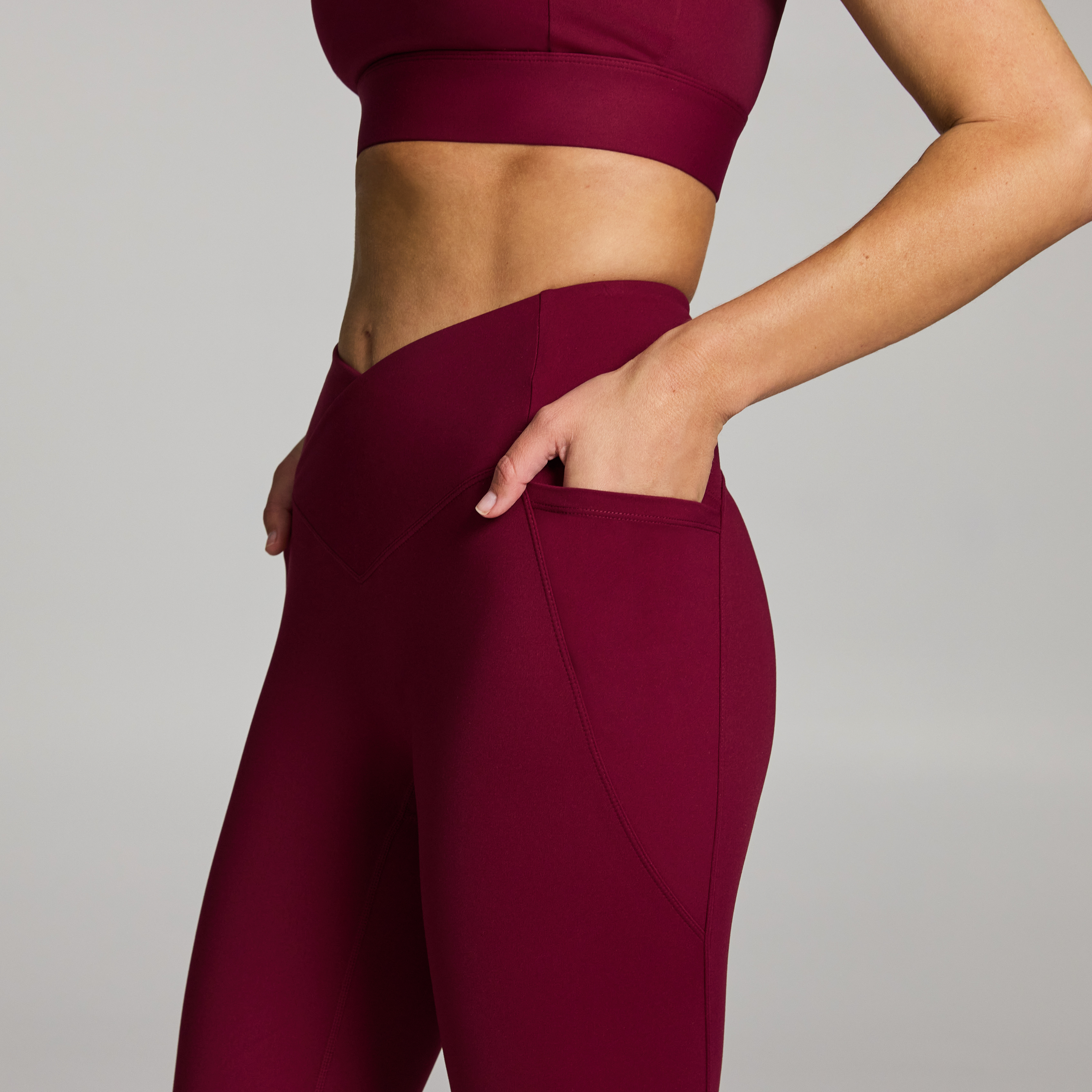 Cross Front Pocket Full Length Tights