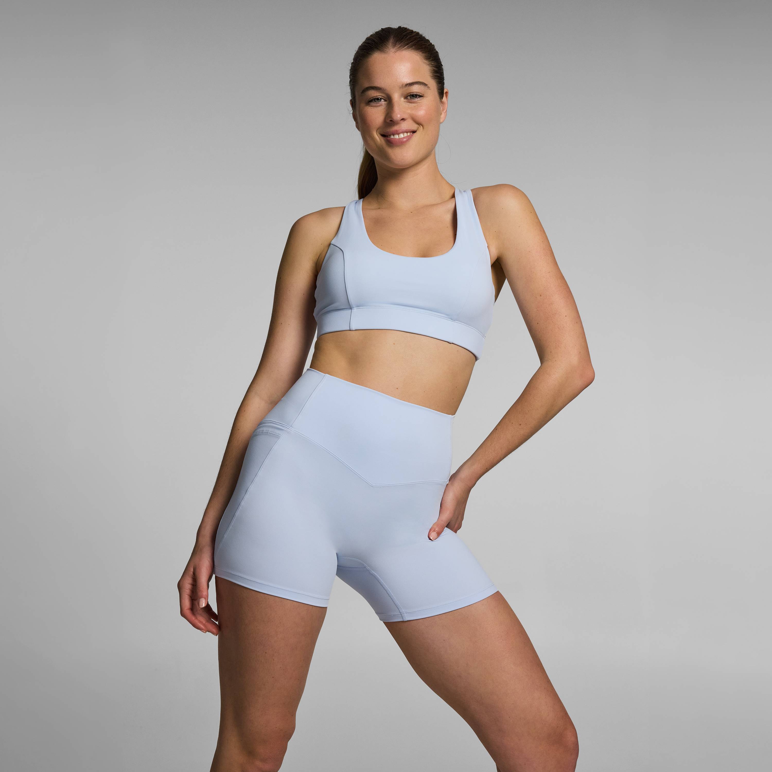 No Front Seam Pocket Mid Thigh Bike Shorts