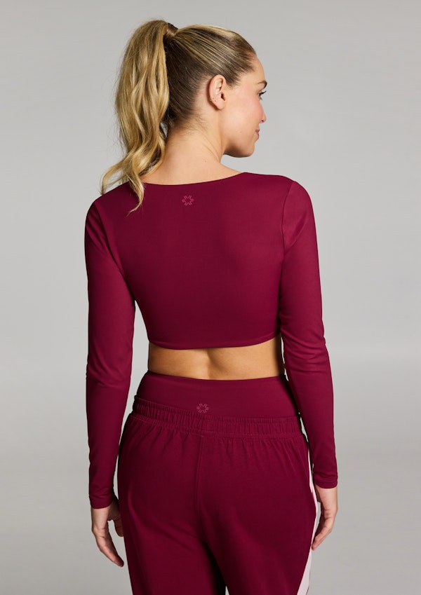 Base One Square Neck Crop Long Sleeve