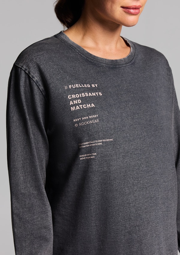 Loose Fit Long Sleeve Tee