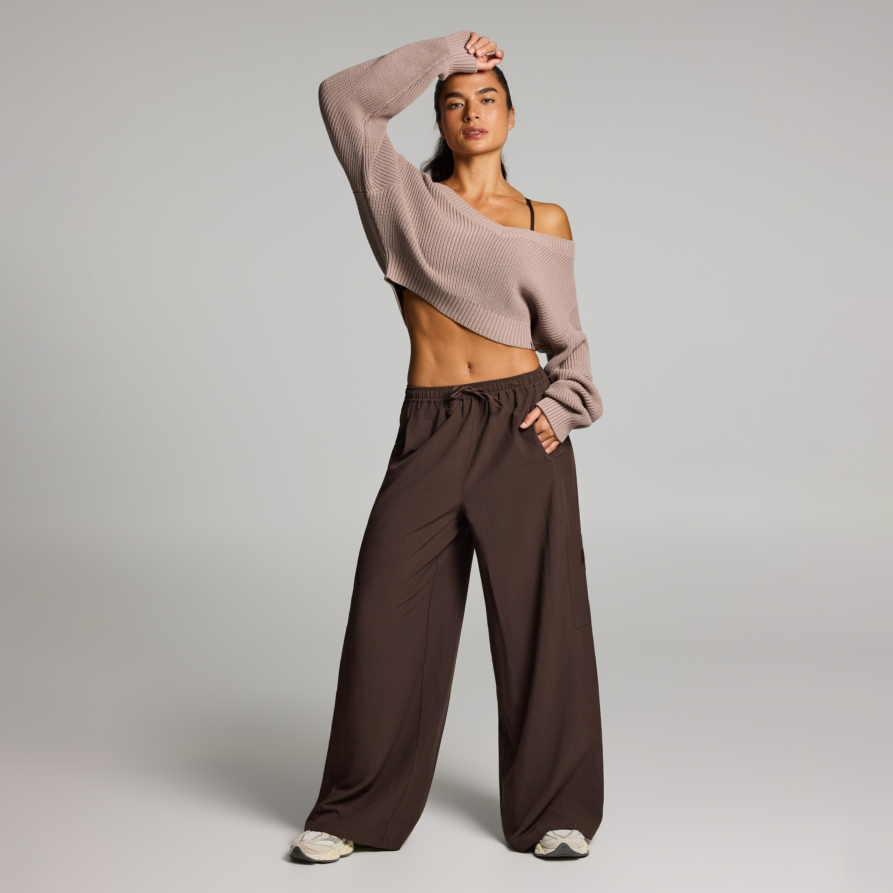 Textured Cargo Wide Leg Longer Length Pants