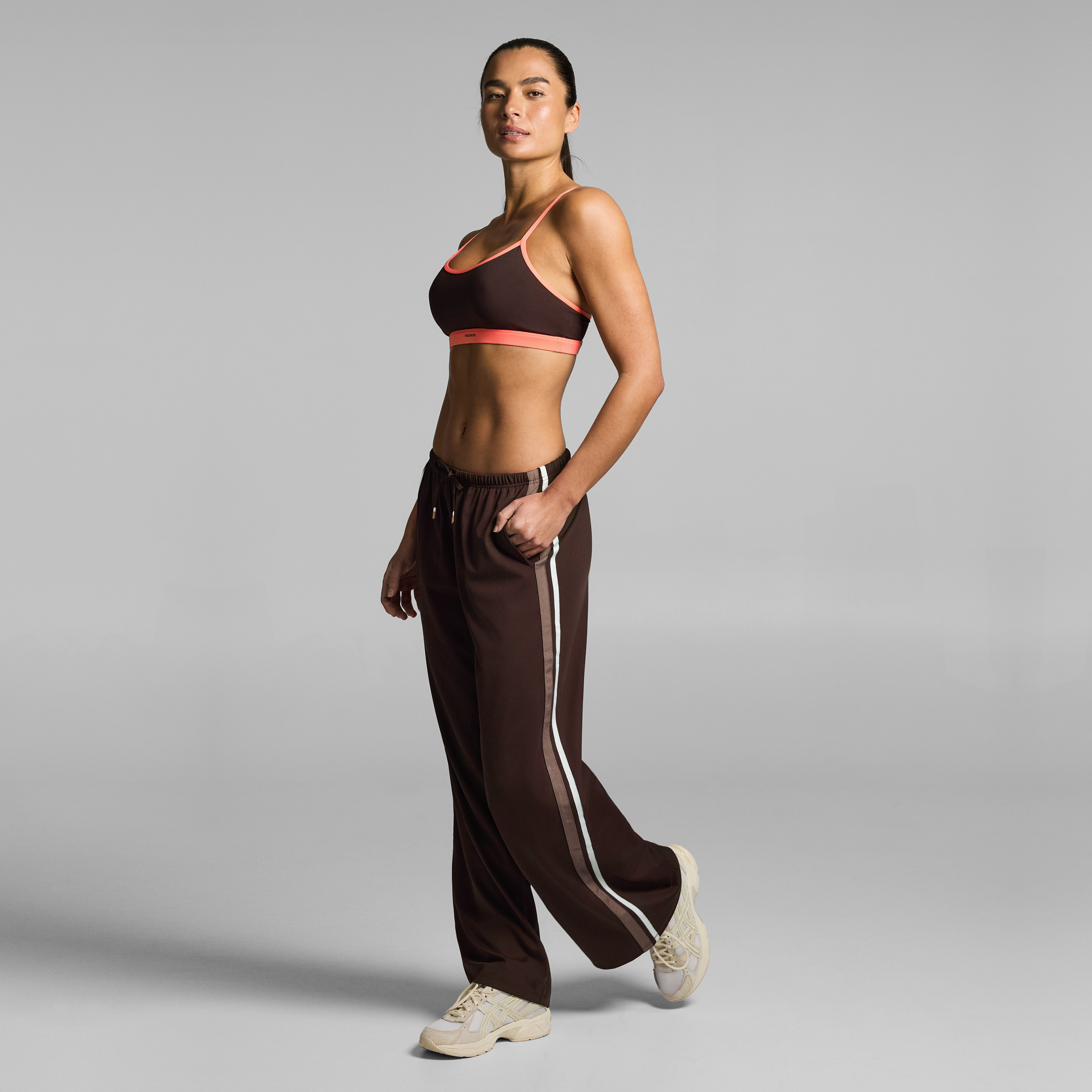Straight Leg Active Mid Rise Trackpants