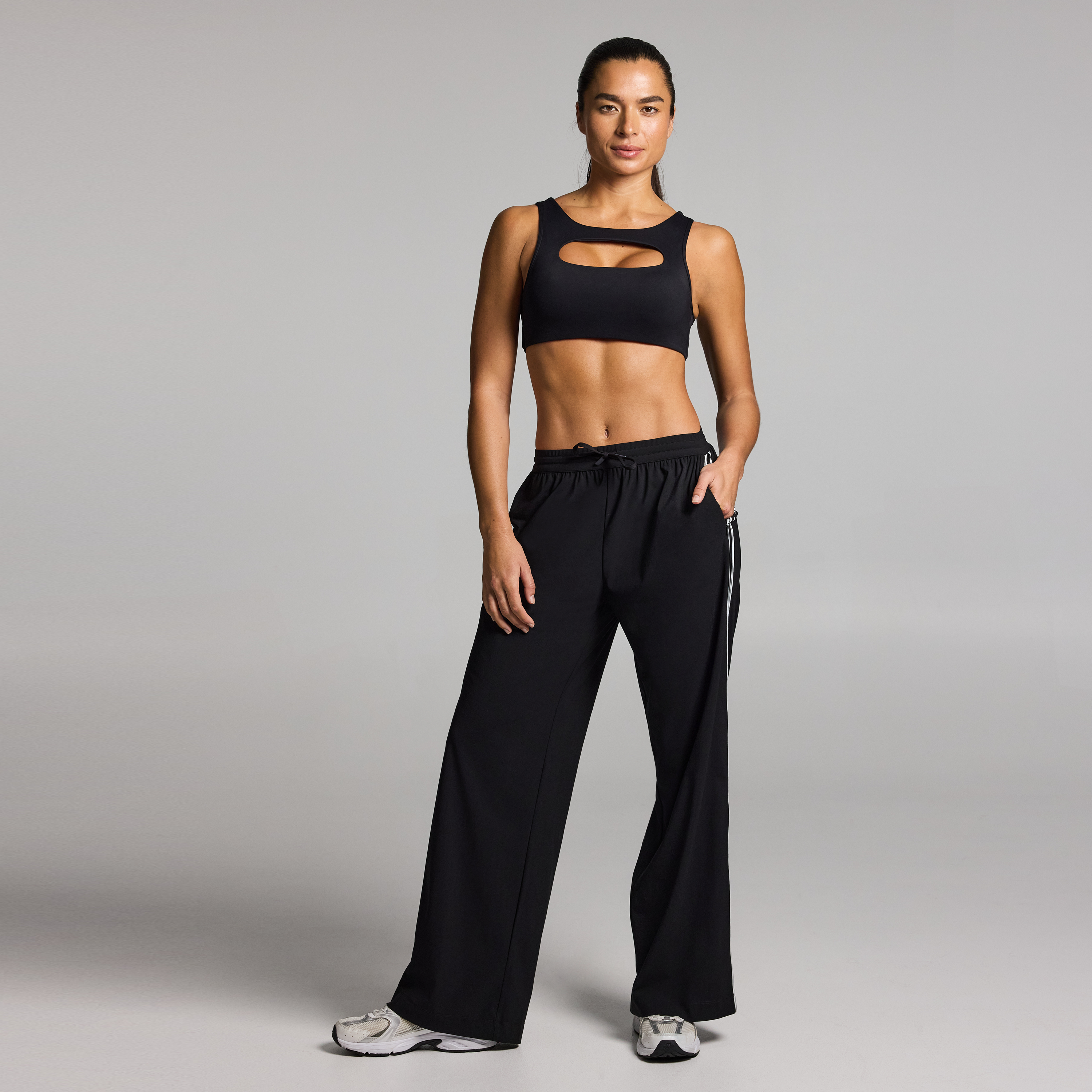 Keyhole Medium Support Sports Bra
